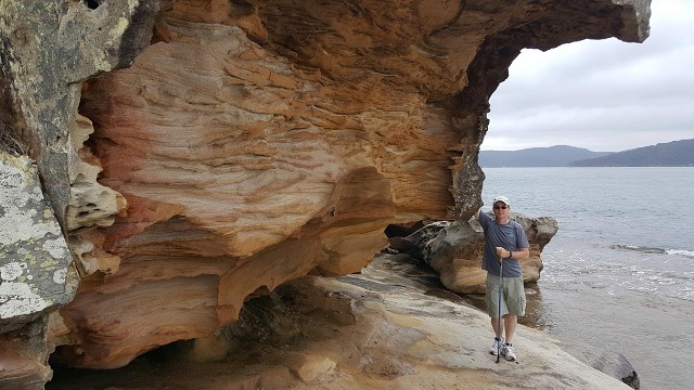 08 Neil holding up the cliff