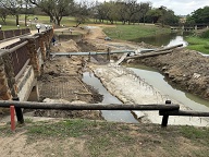 Construction of a weir at Hippo Crescent